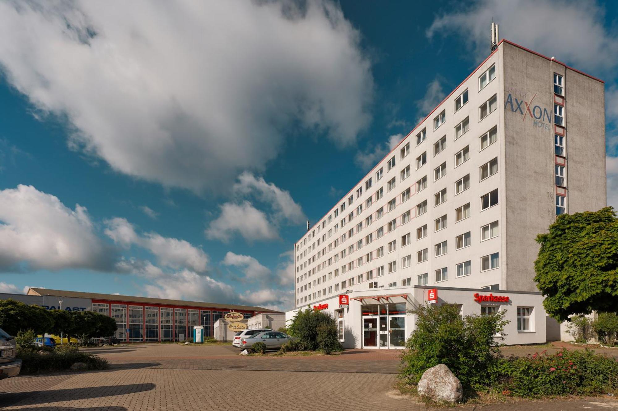 Trip Inn Axxon Hotel Бранденбург Экстерьер фото